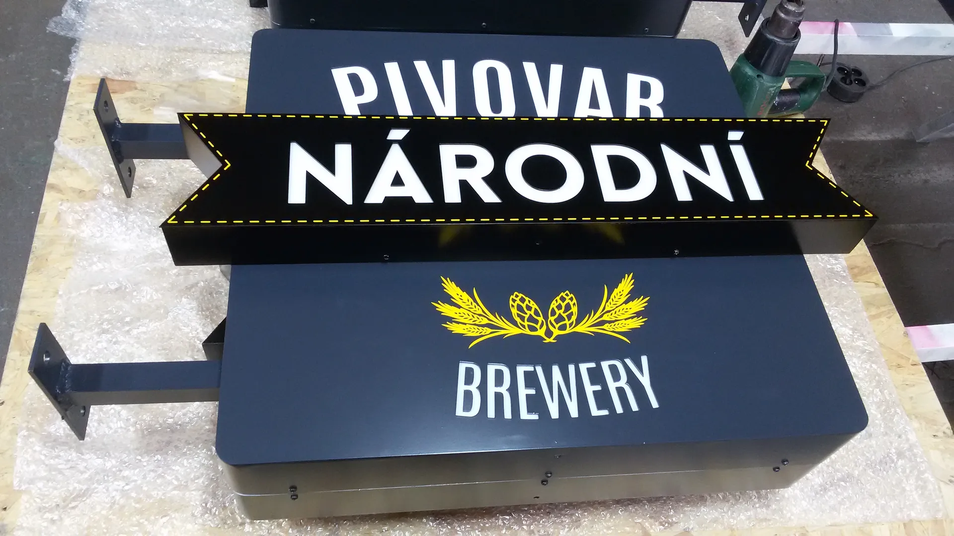 Brewery Národní Advertisement.jpg